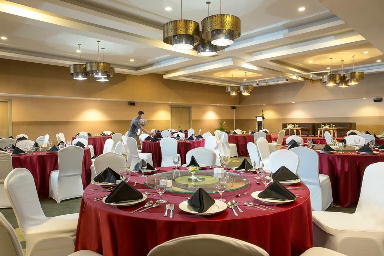 Khas Pekanbaru Hotel Exterior foto